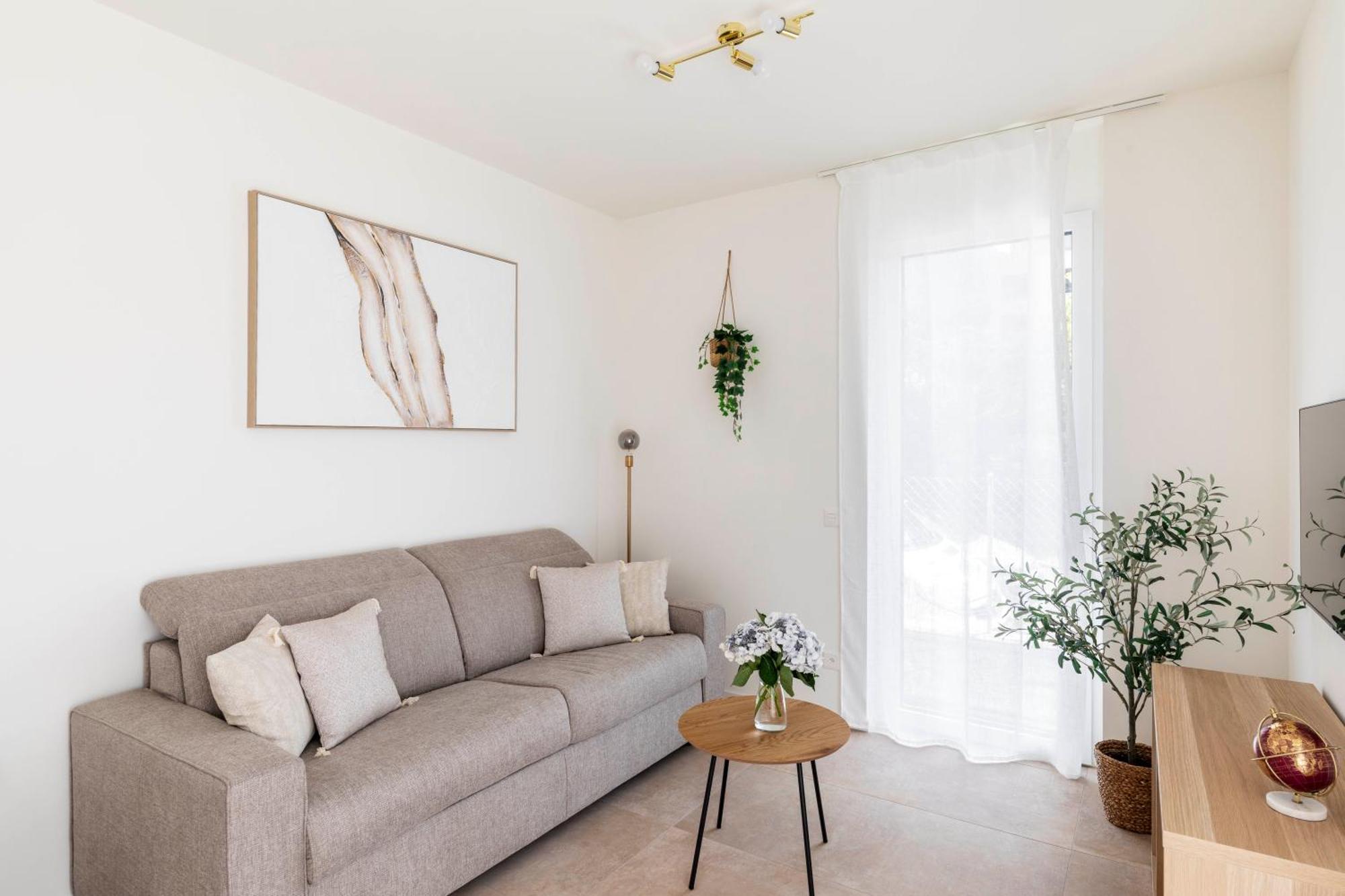 Regalia Suites - Free Parking Lugano Dış mekan fotoğraf