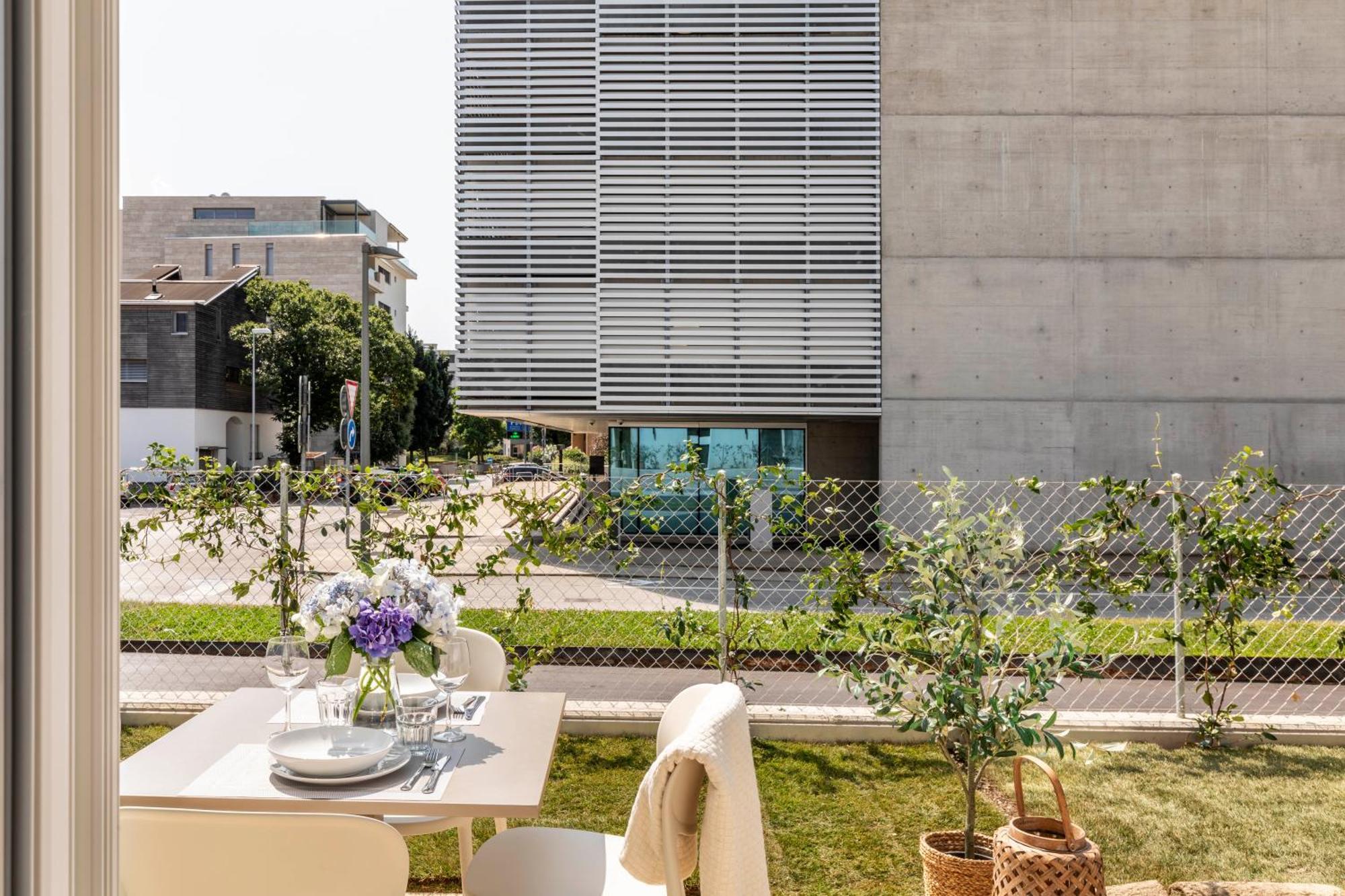 Regalia Suites - Free Parking Lugano Dış mekan fotoğraf